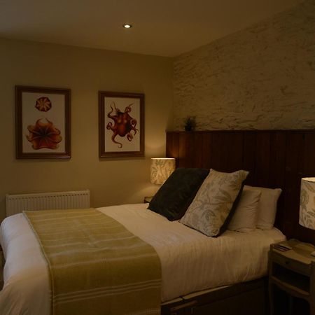 The Steam Packet Inn Тотнис Екстериор снимка
