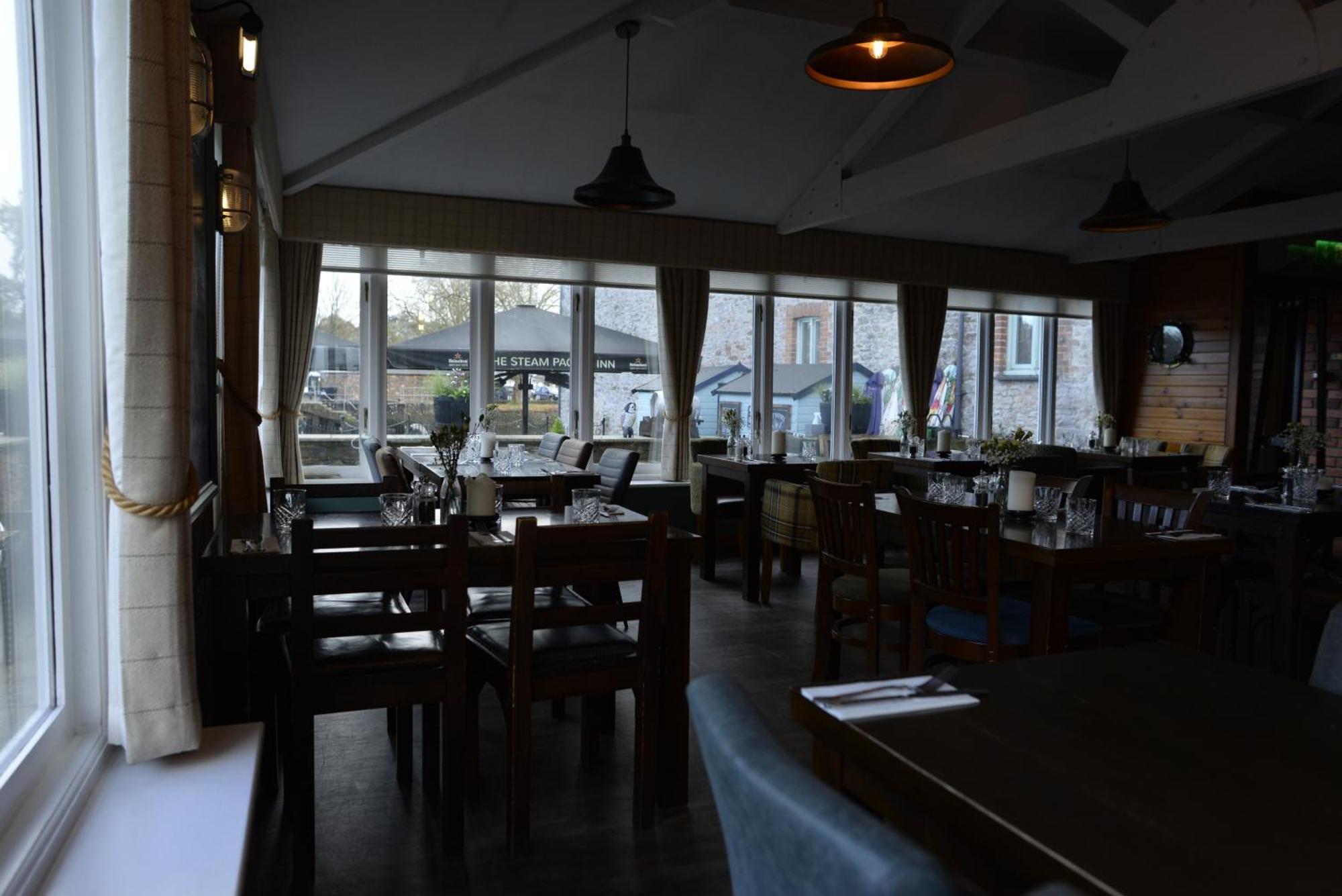 The Steam Packet Inn Тотнис Екстериор снимка